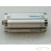  Pneumatik Kompaktzylinder Festo ADVU-16-40-P-AArtikel Nr 156513 - ungebraucht - Bilder auf Industry-Pilot