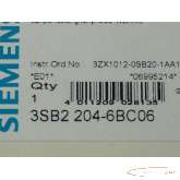Servomotor Siemens 3SB2204-6BC06 Leuchtmelder rot mit Lampenfassung ohne Leuchtmittel - ungebraucht - in OVP Bilder auf Industry-Pilot