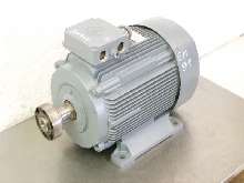  Three-phase servo motor VEM K11R 200 L4 TWS ( K11R200L4TWS ) gebraucht, geprüft ! photo on Industry-Pilot