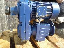 محرك ناقل الحركة LENZE GST 05 2KVCK090-3213C 003620 A ( GST052KVCK090-3213C003620A ) gebraucht, geprüft  الصورة على Industry-Pilot