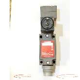  Автоматические выключатели Euchner NZ2VZ-528 E3 VSE04 Sicherheitsschalter - ungebraucht! - фото на Industry-Pilot