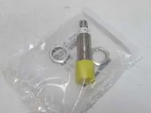 Sensor Balluff BOS00UT BLE 18M-PS-1P-E5-C-S4 10-30V DC 200mA 16, unused OVP guter Zustand