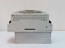 محول-التردد KUKA Servo Drive KSD1-48 E93DA123I4B531 400V 17A 14,1kVA 00-105-413 الصورة على Industry-Pilot