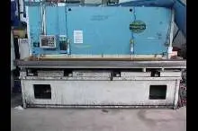 Press Brake hydraulic GWF S16-3000 photo on Industry-Pilot