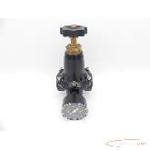 Control valve Bosch 0821302025 Druckregelventil mit Rexroth 1827231016 Manometer photo on Industry-Pilot