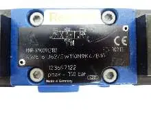 Сервопривод Rexroth 4WEH 16 J62/EW110N9ETK4/B10 MNR: R900939187 + R900912188 unused фото на Industry-Pilot