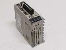 Frequenzumrichter Omron Yaskawa Servopack Servo Drive SGDS-04A12A 230V 2,8A unbenutzt OVP guter Zustand