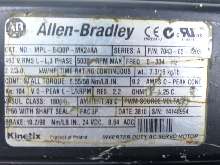Servomotor Allen Bradley MPL-B430P-MK24AA Servomotor P/N: 7043-05-4203 Bilder auf Industry-Pilot