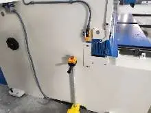 Hydraulic guillotine shear  Assistmach V-CUT 3120 photo on Industry-Pilot