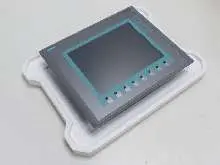  Siemens KTP1000 Basic PN 6AV6 647-0AF11-3AX0 6AV6647-0AF11-3AX0 TESTED NEUWERTIG Images sur Industry-Pilot