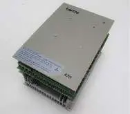 Frequenzumrichter Lenze 470 33.472 E 00386338 33.472 E.3A. EVD472--E TESTED TOP ZUSTAND guter Zustand