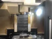 Bearbeitungszentrum - Vertikal HYUNDAI KIA WIA F 500 PLUS guter Zustand