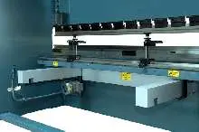 Abkantpresse - hydraulisch HESSE by DURMA PBF 30200 guter Zustand