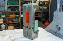 Зажимные тиски WMW Schraubstock фото на Industry-Pilot