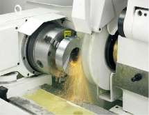 Cylindrical Grinding Machine Palmary GU 32x60NC photo on Industry-Pilot