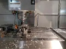 مركز المعالجة العمودي Microcut VM 1000 الصورة على Industry-Pilot