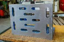  Угольник для закрепления изделия  Aufspannwinkel фото на Industry-Pilot