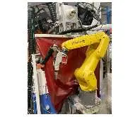  Schweißroboter Schweißroboter Fanuc 200iD/7L auf einer Bahn Bilder auf Industry-Pilot