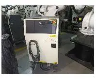 Industrieroboter Industrieroboter Fanuc R-2000iB/210F (E-25909) guter Zustand