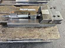 Schraubstock Vis Hydraulik 20700 Bilder auf Industry-Pilot