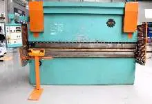 مكبس ثني هيدروليكي SIMAT PRM 30.135 الصورة على Industry-Pilot