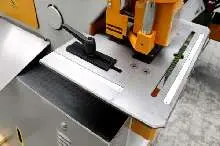 مقص فولاذي للملفات ERMAK EKM 60 TN الصورة على Industry-Pilot