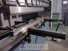 Abkantpresse - hydraulisch DURMA AD-S 30135 guter Zustand