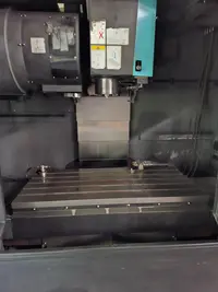 Bearbeitungszentrum - Vertikal Hurco VMX42i guter Zustand