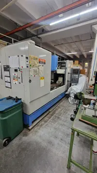 Centre de travail - Vertical Bearbeitungszentrum – Vertikal MAZAK VTC-20C – Baujahr 1997 Images sur Industry-Pilot