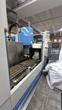 Centre de travail - Vertical Bearbeitungszentrum – Vertikal MAZAK VTC-20C – Baujahr 1997 Images sur Industry-Pilot