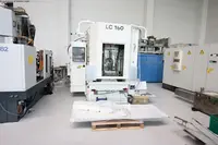 آلة طحن تروس الأسنان - رأسي LIEBHERR LC180 الصورة على Industry-Pilot