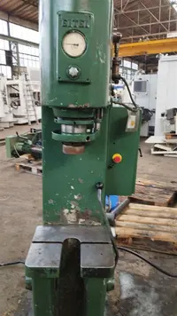  Presse hydraulique EITEL P16B Images sur Industry-Pilot