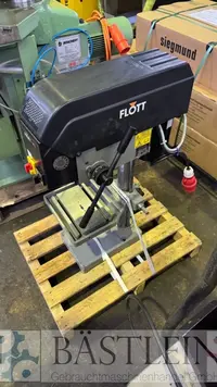 آلة حفر الطاولة FLOTT M1 ST الصورة على Industry-Pilot