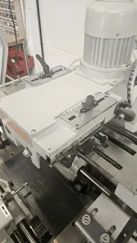 Fraiseuse copiée Elumatec KF 178 Images sur Industry-Pilot