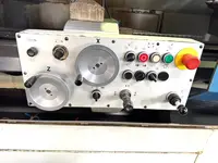 Tour à vis et à broche guidée KERN - Universal -Drehmaschine CD 480 Images sur Industry-Pilot