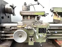 Tour à vis et à broche guidée VOEST DA 360 - Leit & Zugspindeldrehmaschine Images sur Industry-Pilot