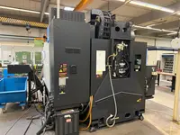 مركز المعالجة العمودي DOOSAN DNM 6700 الصورة على Industry-Pilot