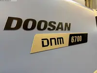 مركز المعالجة العمودي DOOSAN DNM 6700 الصورة على Industry-Pilot