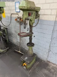  آلة الحفر العمودية الثابتة FLOTT B 10 الصورة على Industry-Pilot