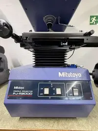 Messsystem Mitutoyo Corporation PJ-A3000 guter Zustand