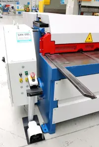 مقص صفائح - ميكانيكي METALLKRAFT / DURMA MTBS 2050-30 الصورة على Industry-Pilot