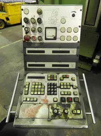 Bearbeitungszentrum - Universal MAHO MH-C 2000 guter Zustand