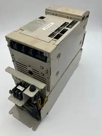  Yaskawa Inverter VS-626M5 guter Zustand