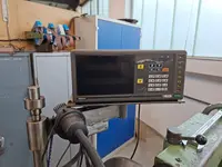 Leit- und Zugspindeldrehmaschine Tacchi MT-BM330 guter Zustand