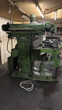 Bearbeitungszentrum - Universal Nicolas Correa  guter Zustand