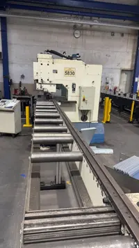 Lochstanze MUBEA VP 1000/620 guter Zustand