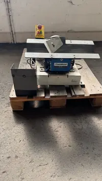  Blechentgratungsmaschine METALLKRAFT KE 150 