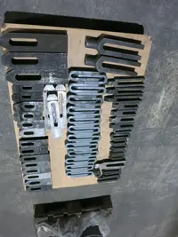 Spannmittel  Spannpratzen guter Zustand