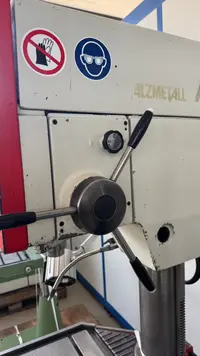 Perceuse à colonne ALZMETALL AB 40/SV Images sur Industry-Pilot