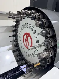 Обрабатывающий центр - вертикальный HAAS VF 3 фото на Industry-Pilot